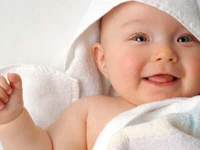 Chăm Sóc Mẹ Và Bé Trong Những Ngày Đầu Sau Sinh