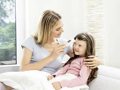 Chăm Sóc Mẹ Và Bé Trong Những Ngày Đầu Sau Sinh